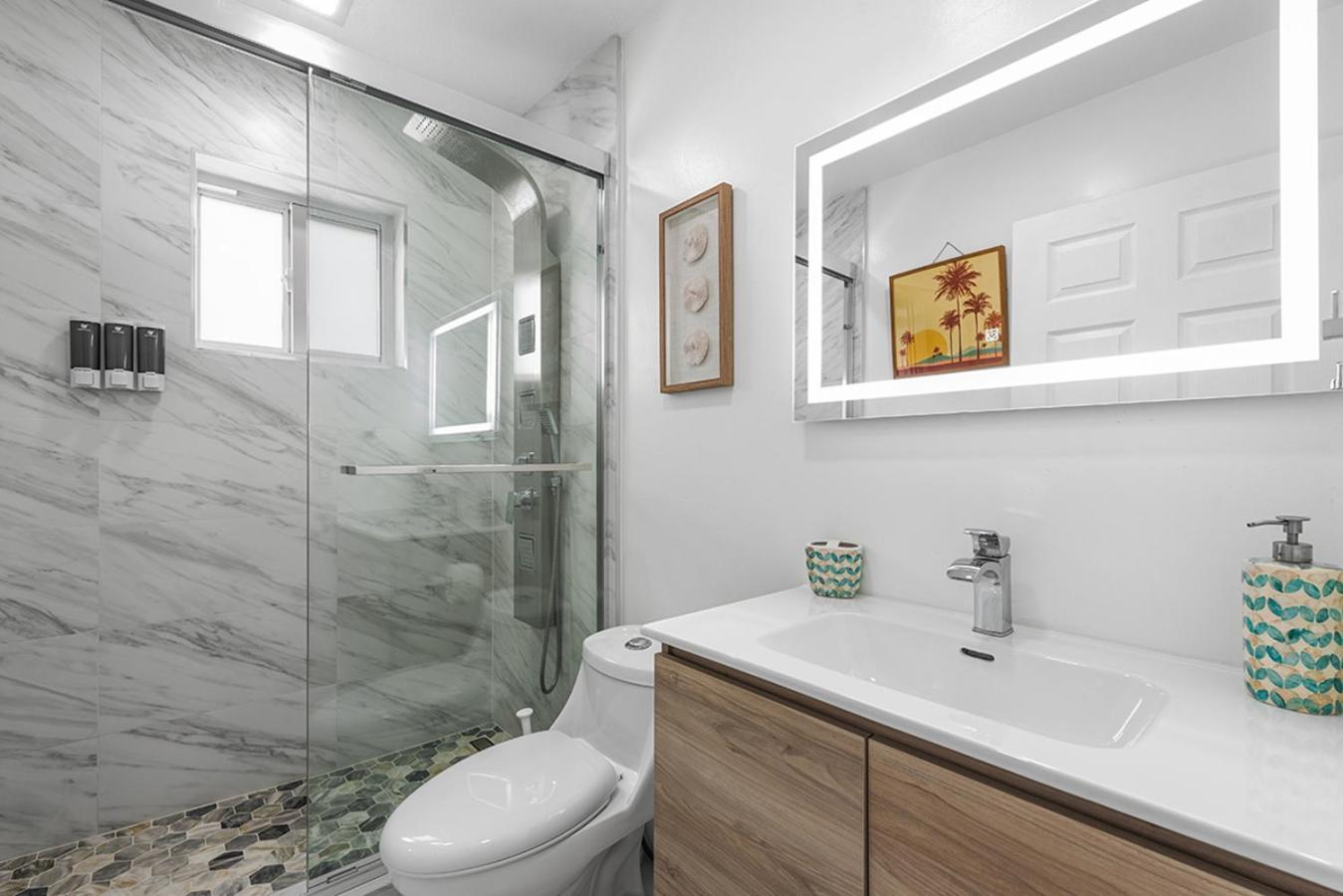 Ferienhaus Bright Villa, Heated Pool, 2 Kings, By Everglades, Biscayne & Keys